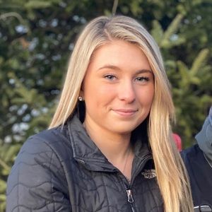 Meet your Posher, Avery